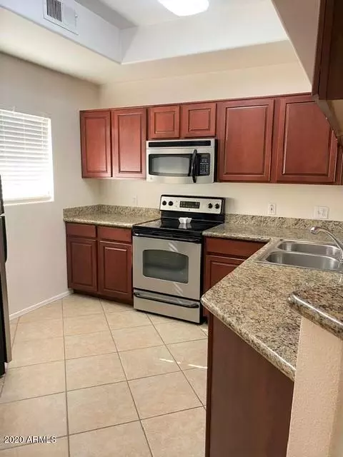 Tempe, AZ 85283,600 W GROVE Parkway #2024