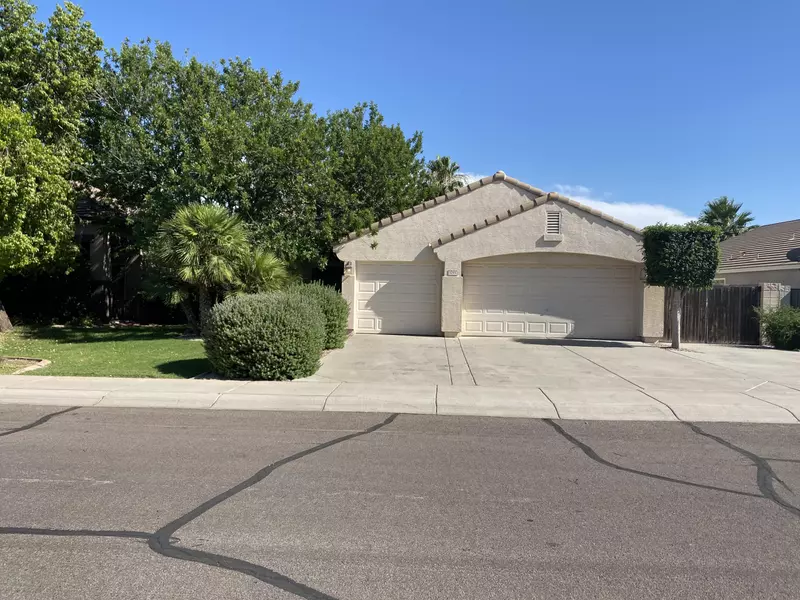 3793 S SETON Avenue, Gilbert, AZ 85297