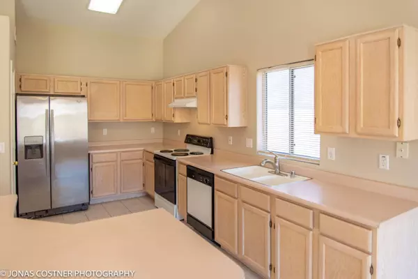 Peoria, AZ 85382,8623 W ATHENS Street