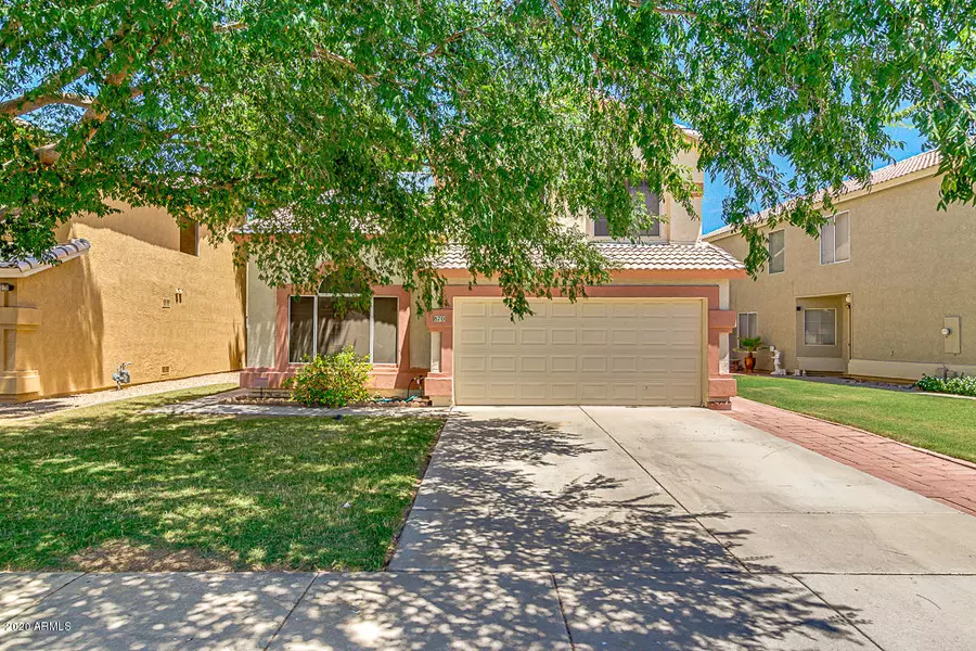 870 E WHITTEN Street, Chandler, AZ 85225