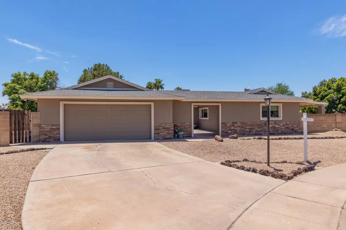 Phoenix, AZ 85053,3201 W GELDING Drive