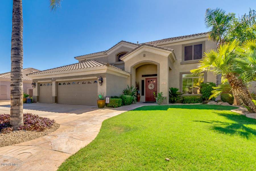 630 S BOULDER Court, Gilbert, AZ 85296