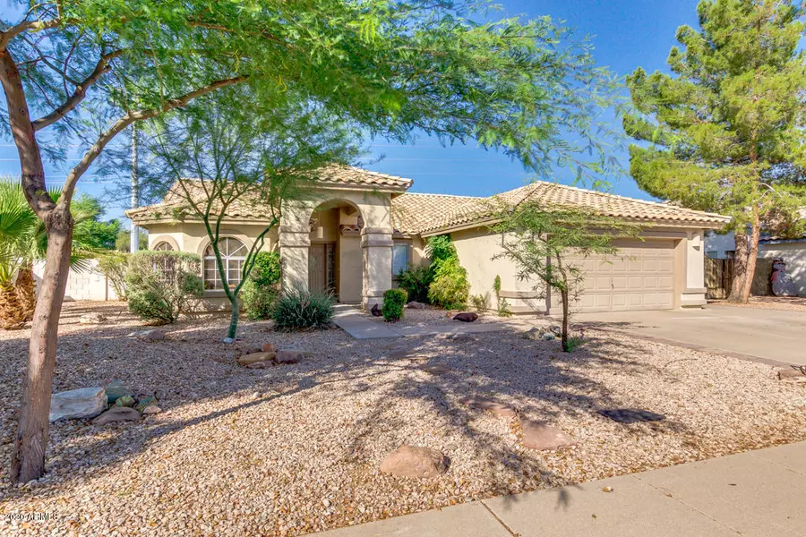 743 S WINTHROP Circle, Mesa, AZ 85204