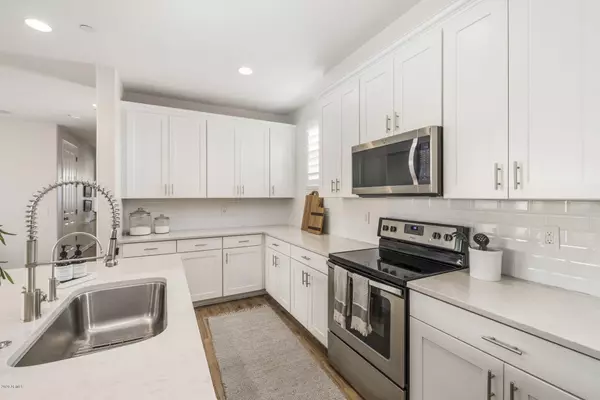 Phoenix, AZ 85032,4704 E TIERRA BUENA Lane