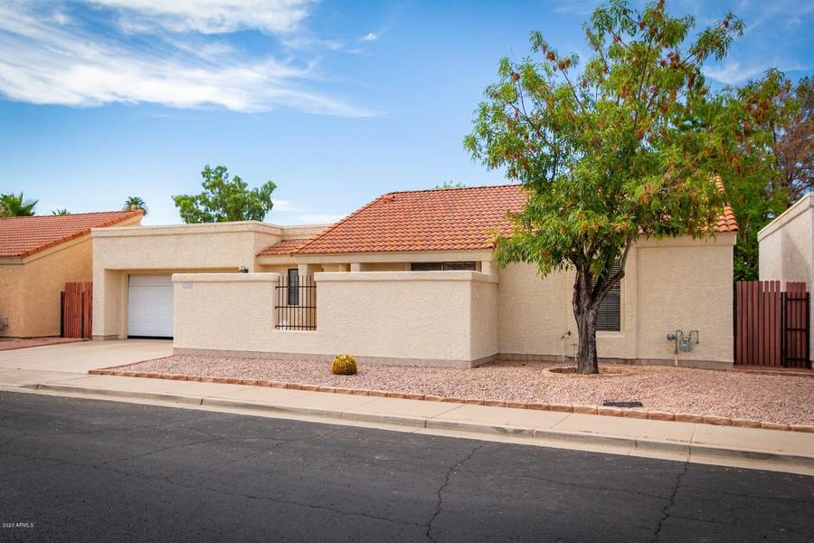 1302 W KEATS Avenue, Mesa, AZ 85202