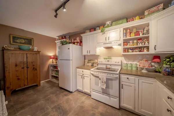 Wickenburg, AZ 85390,65 HOWARD Court