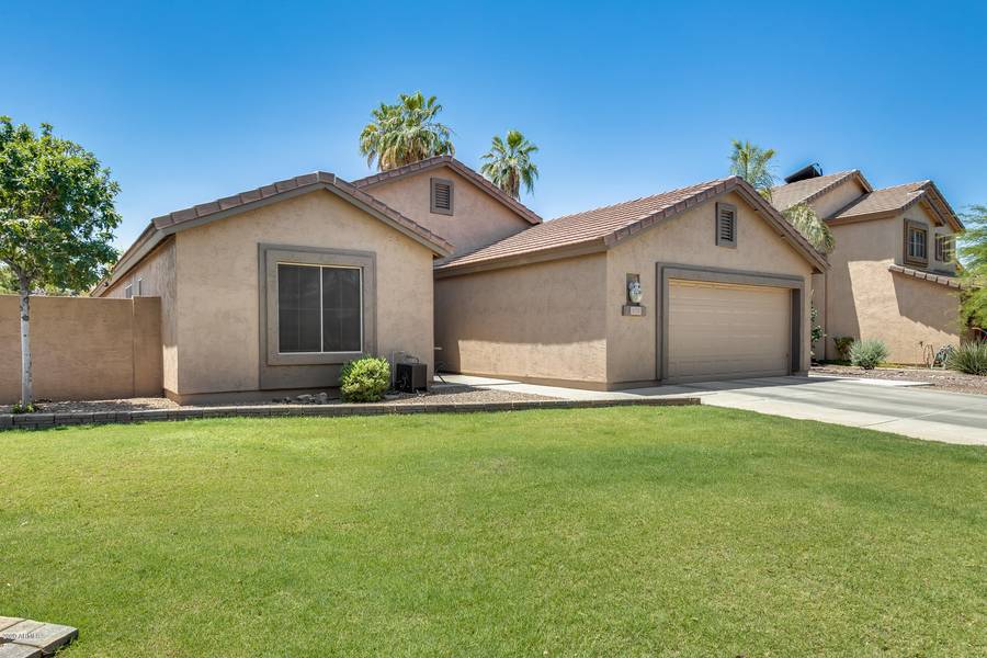 1171 E WINDSOR Drive, Gilbert, AZ 85296