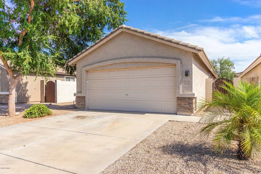 8709 E NOPAL Circle, Mesa, AZ 85209