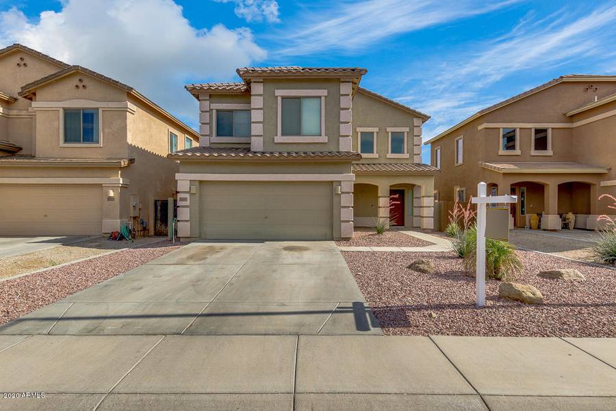 823 W OAK TREE Lane, San Tan Valley, AZ 85143