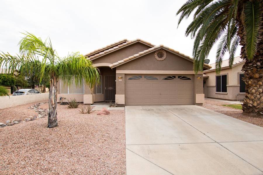 211 W OXFORD Lane, Gilbert, AZ 85233