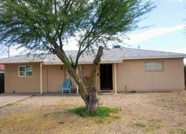 2805 W GRISWOLD Road, Phoenix, AZ 85051