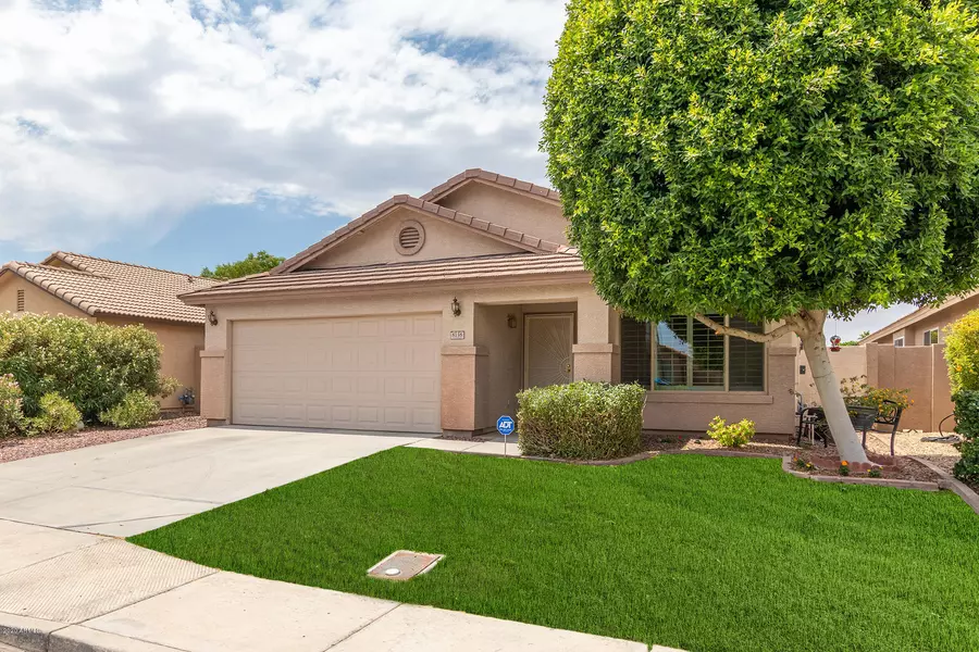 8138 W TONTO Lane, Peoria, AZ 85382