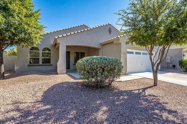 Gilbert, AZ 85297,1243 E Bluebird Drive