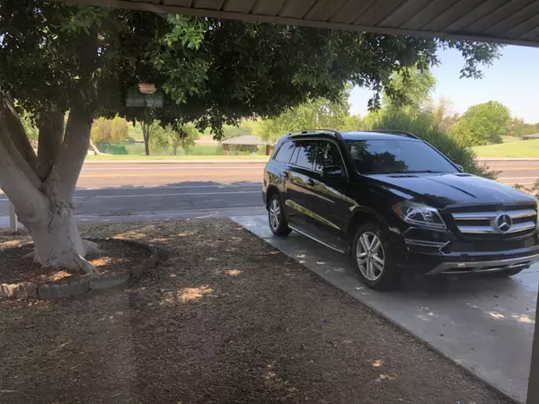 Tempe, AZ 85283,5421 S MILL Avenue