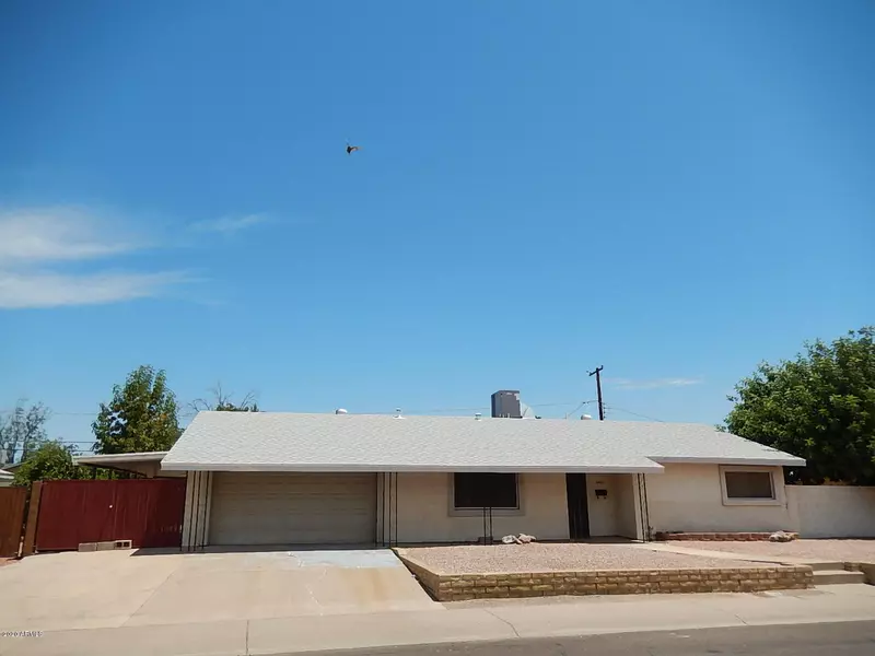 6402 W OREGON Avenue, Glendale, AZ 85301