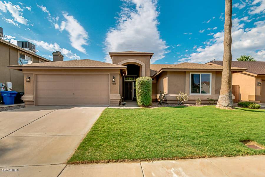 4202 W VILLA LINDA Drive, Glendale, AZ 85310