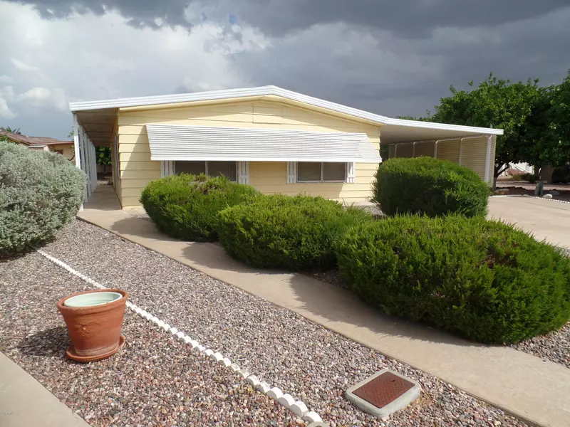 2601 N Duffus Court, Mesa, AZ 85215