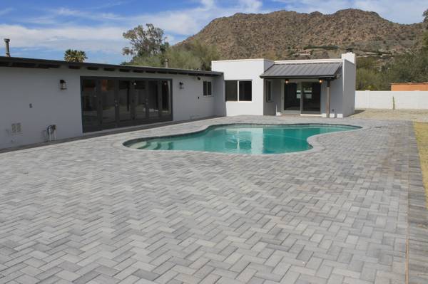 Paradise Valley, AZ 85253,6545 N SMOKE TREE Lane