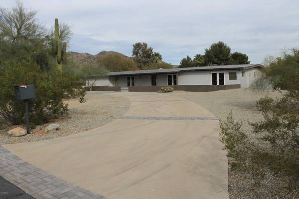 Paradise Valley, AZ 85253,6545 N SMOKE TREE Lane