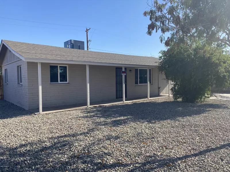 2241 E PUEBLO Avenue, Phoenix, AZ 85040