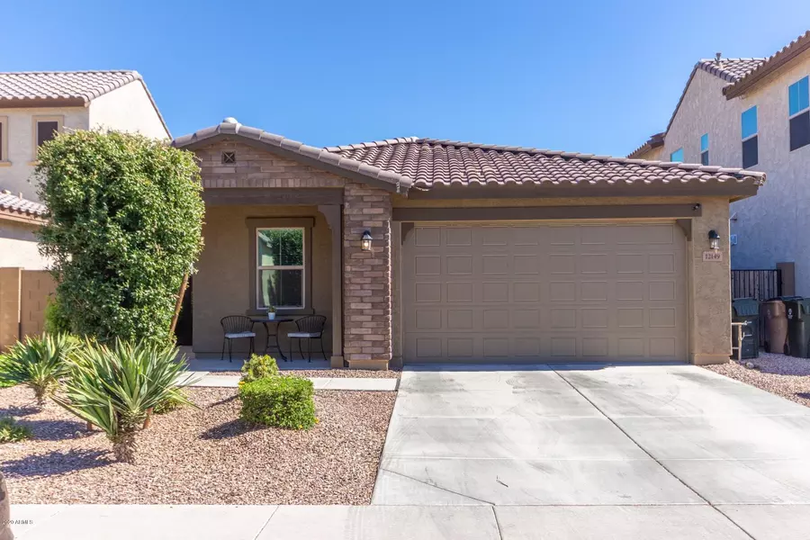 12149 W BRILES Road, Peoria, AZ 85383