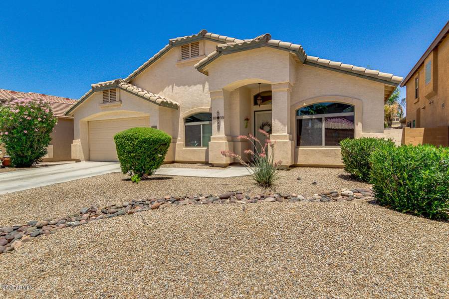 1042 E JULIE Avenue, San Tan Valley, AZ 85140