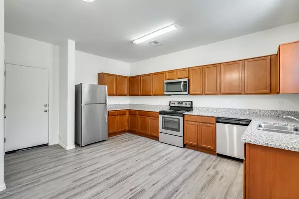 Phoenix, AZ 85043,5450 W FULTON Street