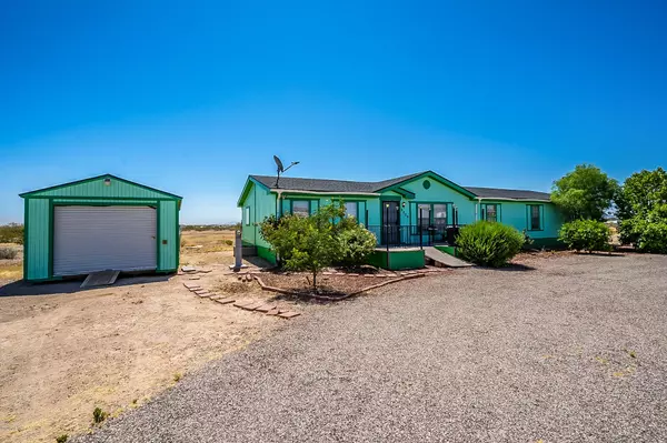 9009 S 340th Drive, Tonopah, AZ 85354