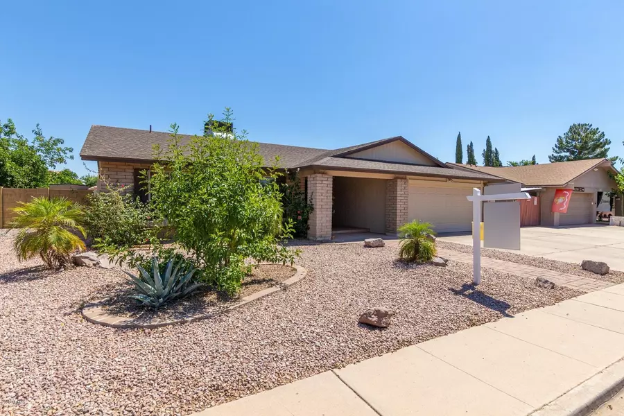 659 W MEDINA Avenue, Mesa, AZ 85210