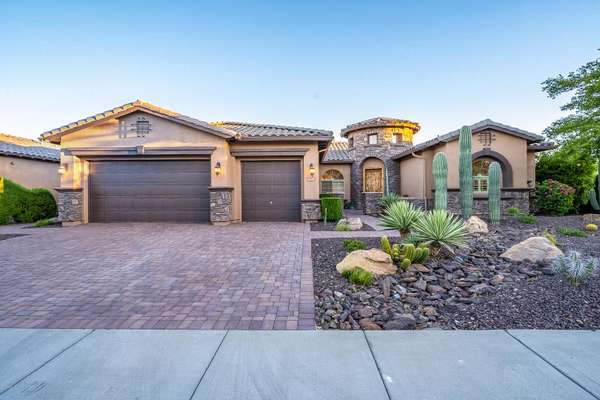 Peoria, AZ 85383,12063 W SHIFTING SANDS Drive