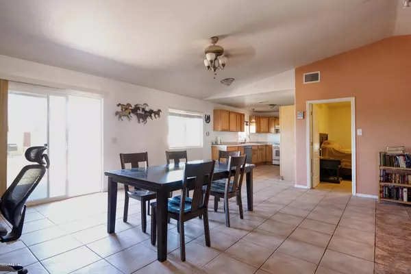 Huachuca City, AZ 85616,470 E ASH Street