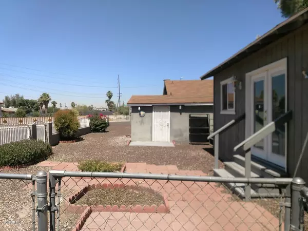 Phoenix, AZ 85014,1006 E Campbell Avenue