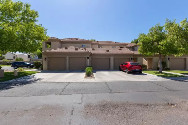 Glendale, AZ 85308,7401 W ARROWHEAD CLUBHOUSE Drive #2082