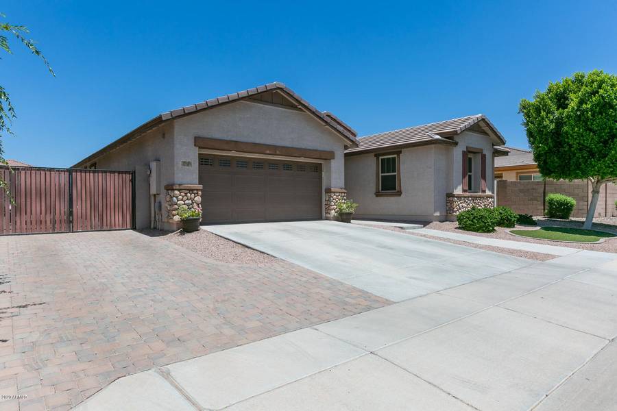 2924 E PRESTON Street, Mesa, AZ 85213