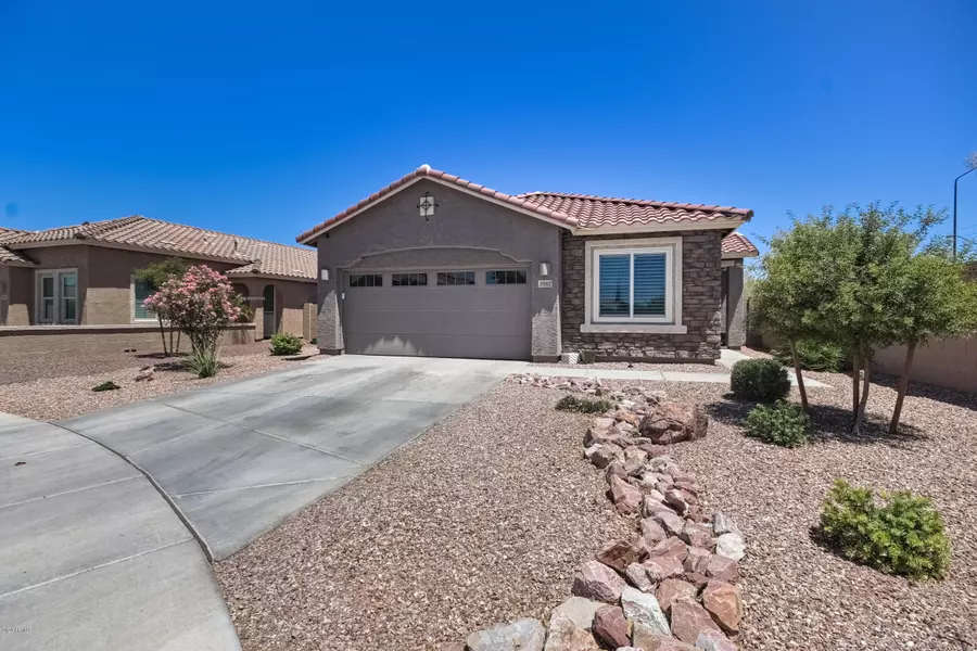 3982 E DESERT BROOM Drive, Chandler, AZ 85286