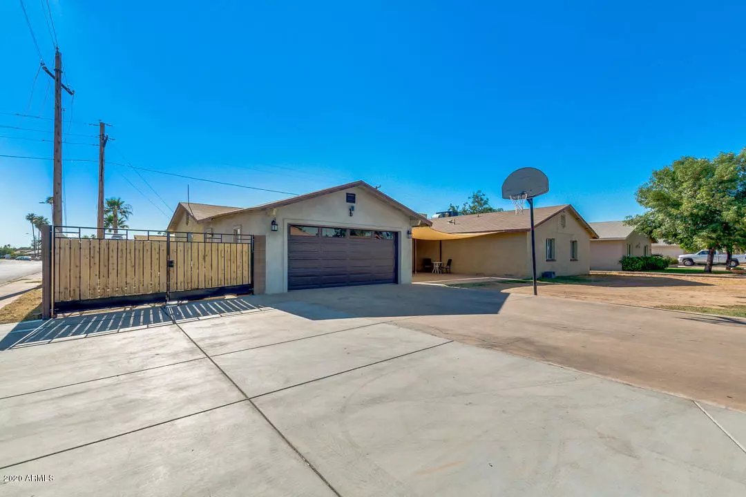 Phoenix, AZ 85033,4302 N 63RD Drive