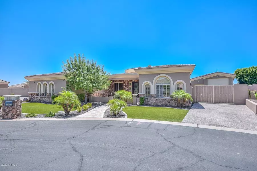 4735 W VILLA LINDA Drive, Glendale, AZ 85310