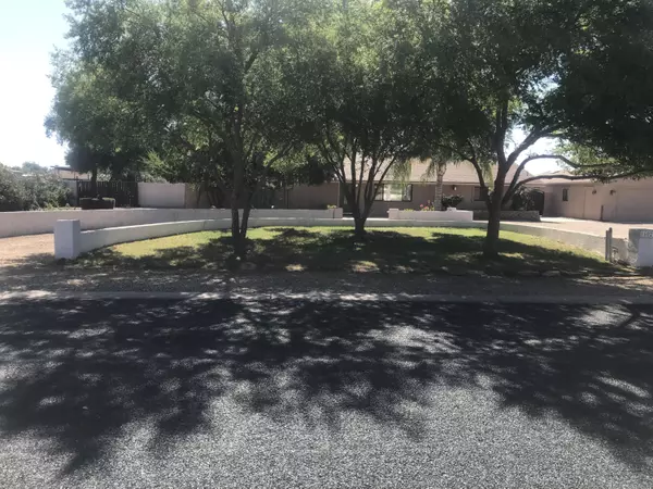 16027 N 40TH Place, Phoenix, AZ 85032