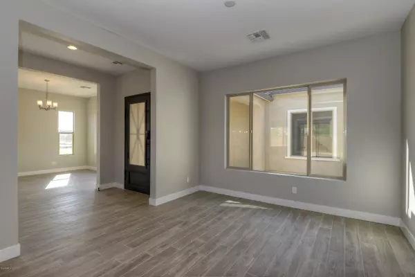 Gilbert, AZ 85298,6163 S BOULDER Street