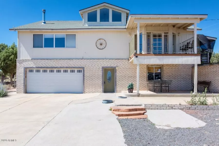 675 W MOUNT ROYAL --, Ash Fork, AZ 86320