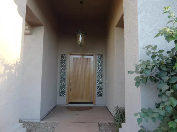 Phoenix, AZ 85032,2633 E ACOMA Drive