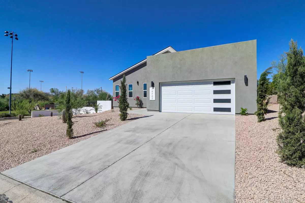 Fountain Hills, AZ 85268,14808 N DEERSKIN Drive