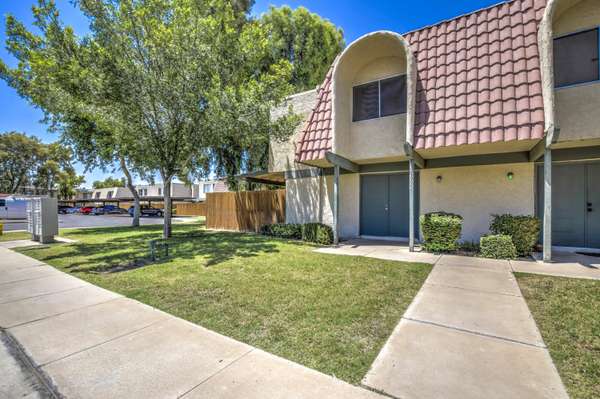 Glendale, AZ 85302,5932 W TOWNLEY Avenue