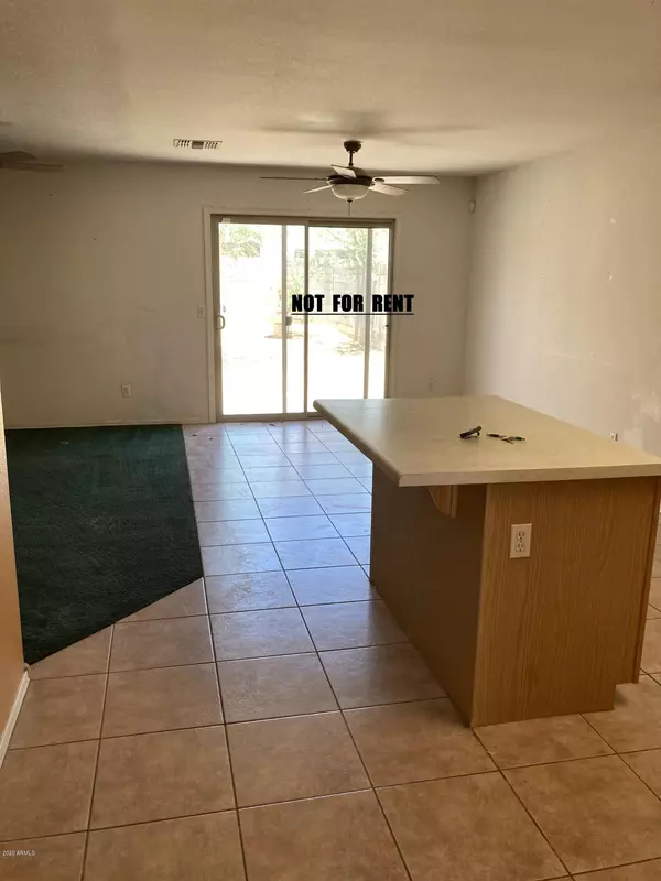 Phoenix, AZ 85043,6026 W WARNER Street