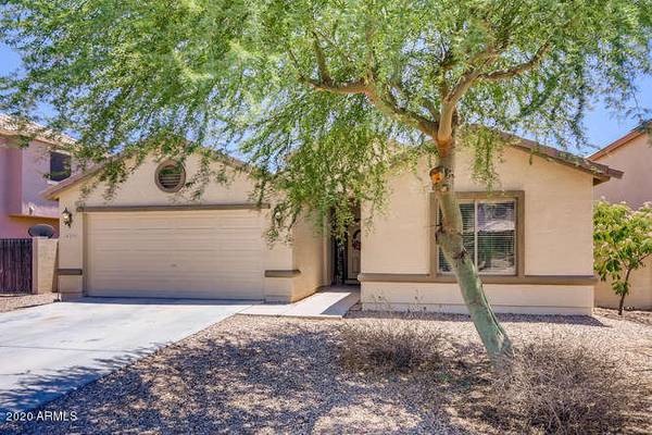 San Tan Valley, AZ 85143,3275 E DESERT MOON Trail