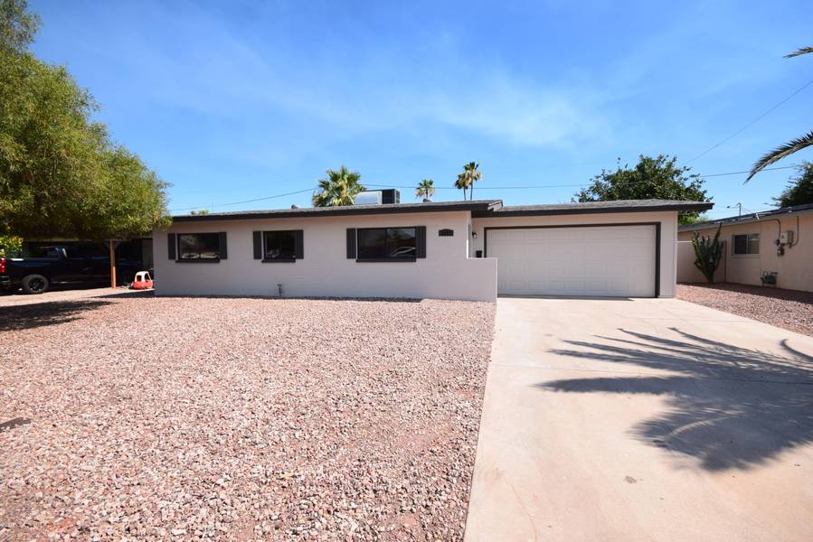 3301 E ANDORRA Drive, Phoenix, AZ 85032