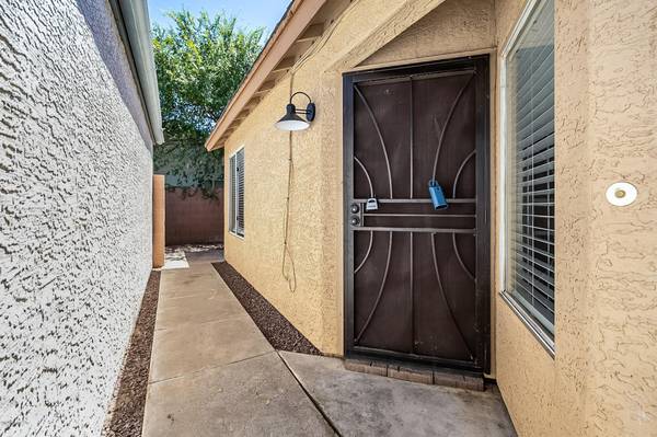 Phoenix, AZ 85040,4163 E PECAN Road