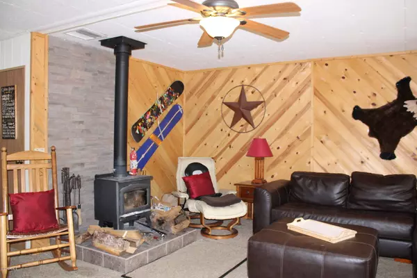 Pinetop, AZ 85935,3315 MARK TWAIN Drive