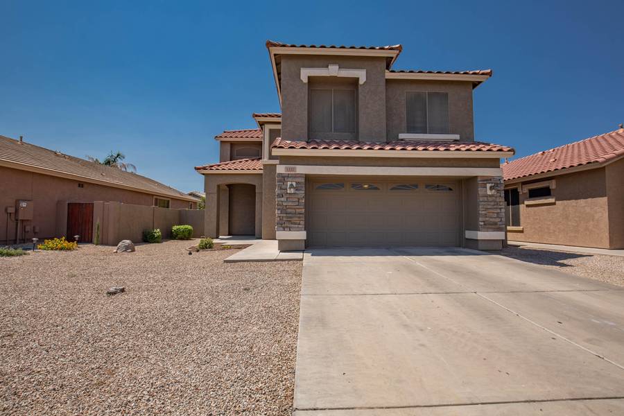 1127 E RANCH Court, Gilbert, AZ 85296