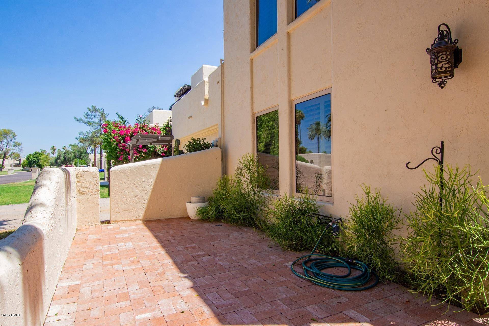 Litchfield Park, AZ 85340,1022 N SIERRA HERMOSA Drive